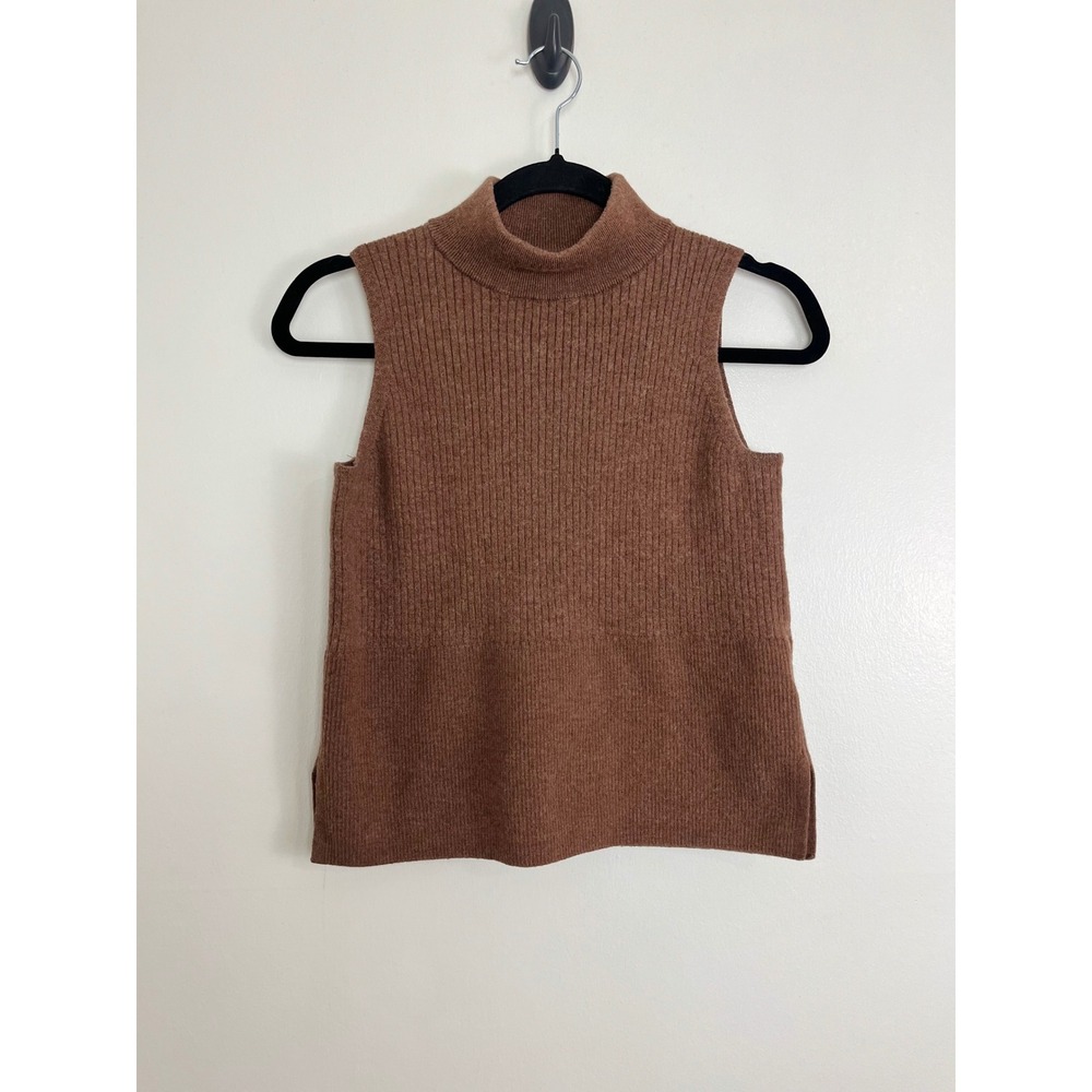 Halston Minimalist Old Money Merino Wool Mock Neck Sweater Top M Brown Ribbed
